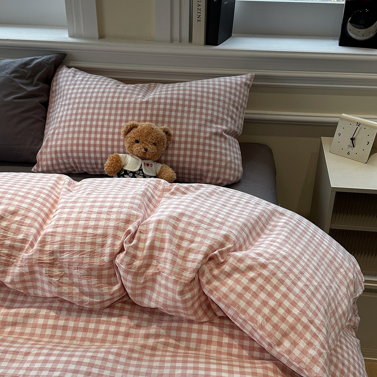 91家纺网 家纺一手货源 找家纺 欣晴家纺 2026新款软糯水洗棉条格无印宜家风混搭系列被套单件单品被套 混搭粉格