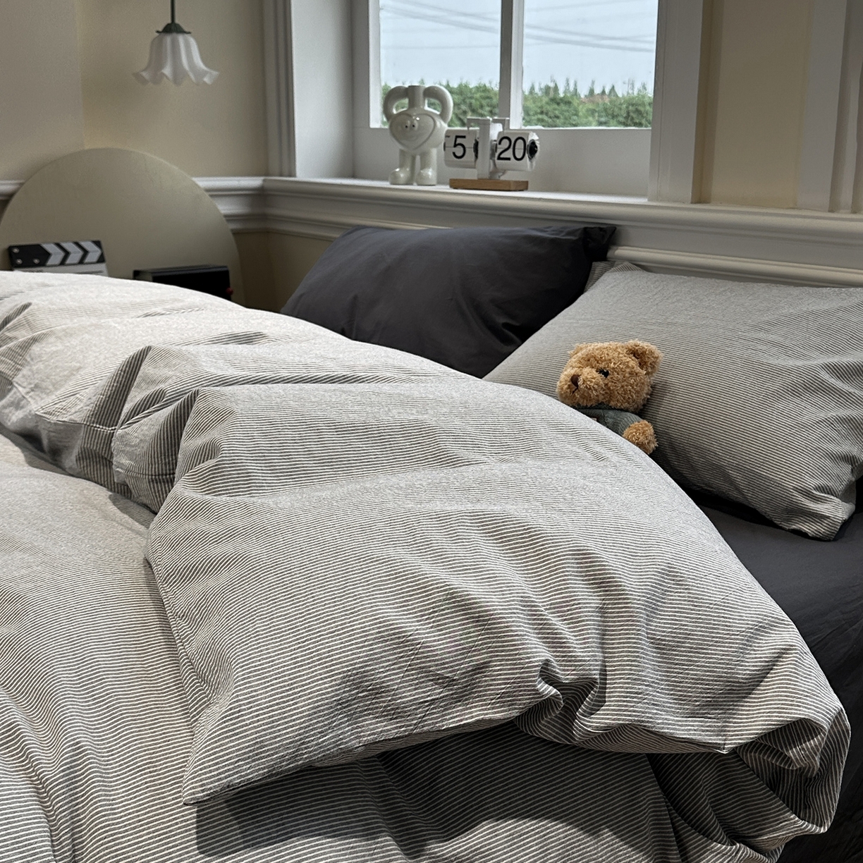 91家纺网 家纺一手货源 找家纺 欣晴家纺 2026新款软糯水洗棉条格无印宜家风混搭系列被套单件单品被套 混搭灰条