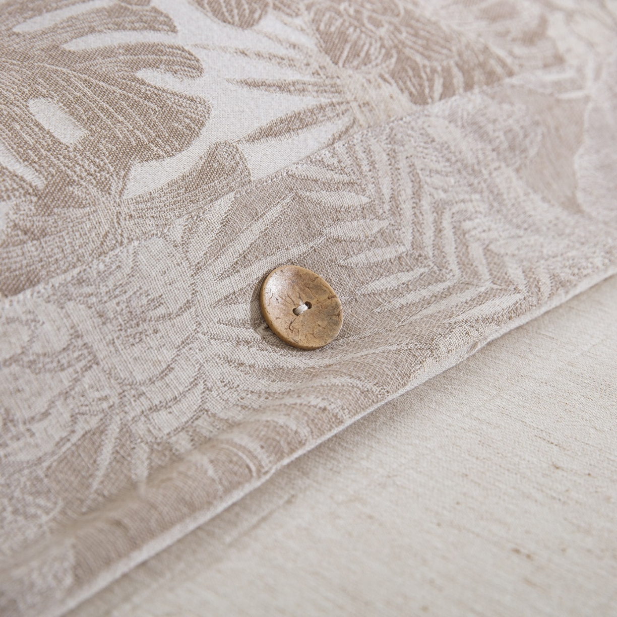 91家纺网 家纺一手货源 找家纺 （总）仰望棉麻双层纱供应链 2026新款叶间诗棉麻色织大提花纽扣款四件套-叶间诗系列