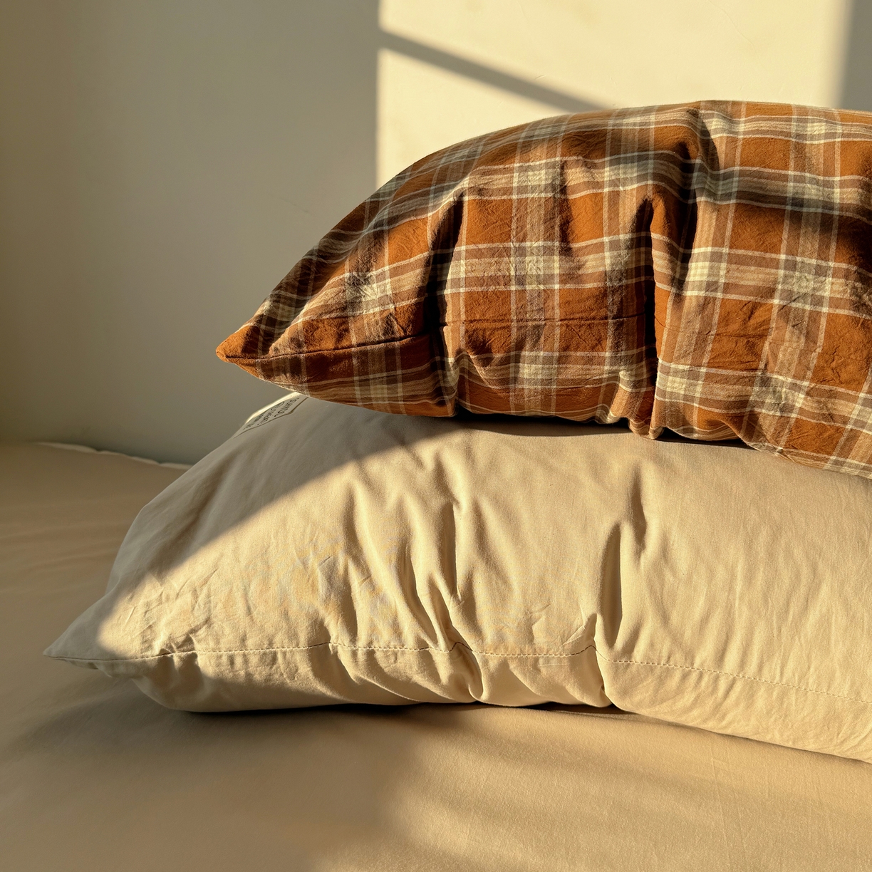 91家纺网 家纺一手货源 找家纺 六巷胡同 2026新款INS博主风A类全棉纯棉色织水洗棉格子四件套 川奈-咖格