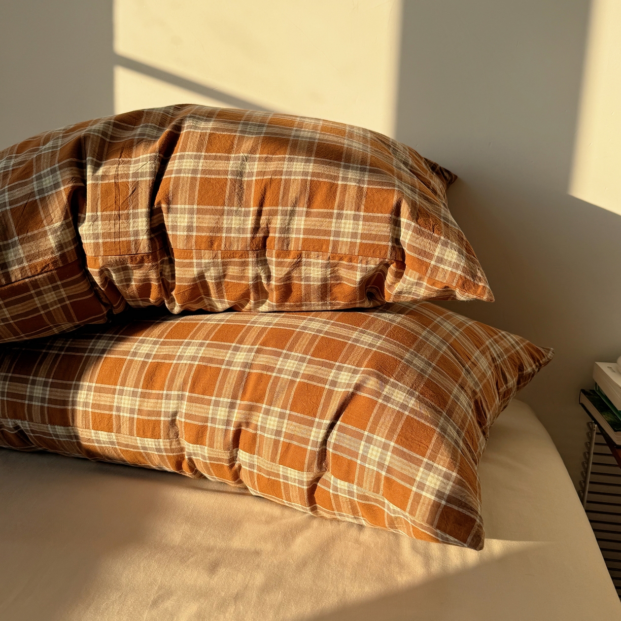 91家纺网 家纺一手货源 找家纺 六巷胡同 2026新款INS博主风A类全棉纯棉色织水洗棉格子四件套 川奈-咖格