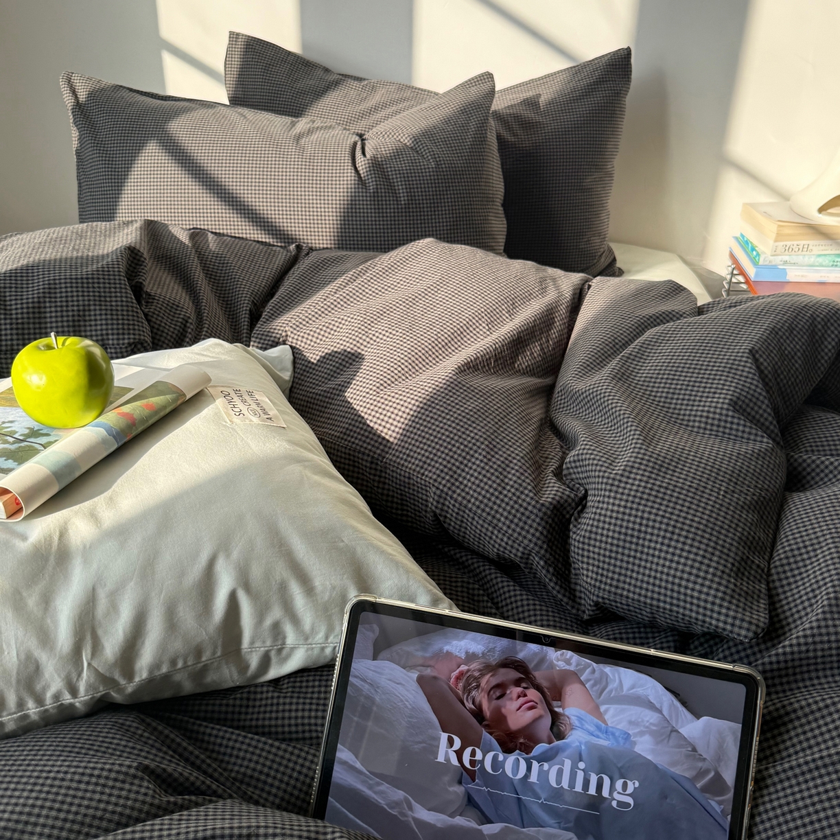 91家纺网 家纺一手货源 找家纺 六巷胡同 2026新款INS博主风A类全棉纯棉色织水洗棉格子四件套 觅影-黑格