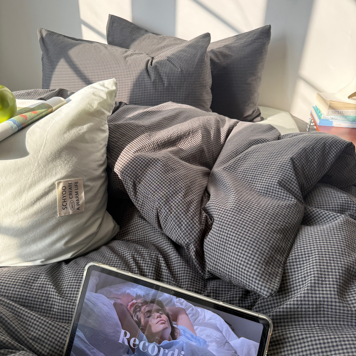 91家纺网 家纺一手货源 找家纺 六巷胡同 2026新款INS博主风A类全棉纯棉色织水洗棉格子四件套 觅影-黑格