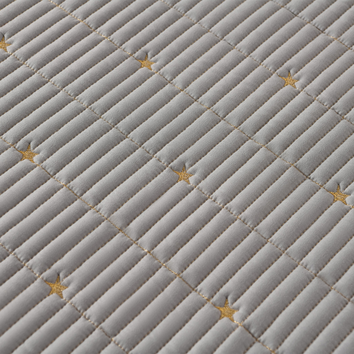 91家纺网 家纺一手货源 找家纺 优品惠 2026新款A类刺绣大豆夹棉床笠 星星灰