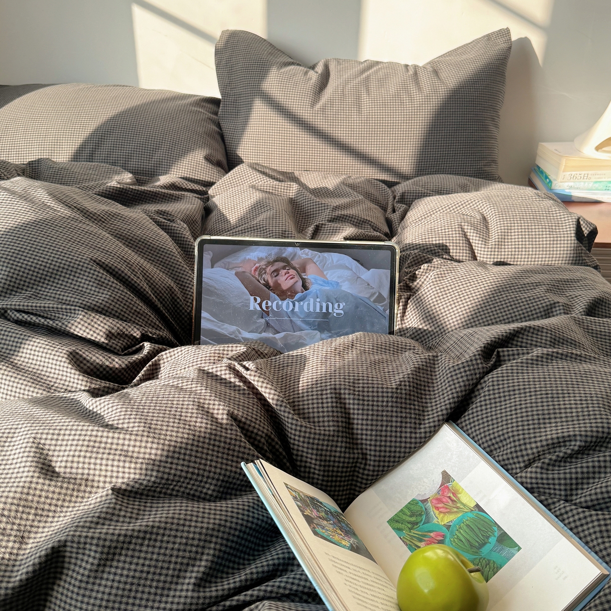 91家纺网 家纺一手货源 找家纺 六巷胡同 2026新款INS博主风A类全棉纯棉色织水洗棉格子四件套 觅影-黑格