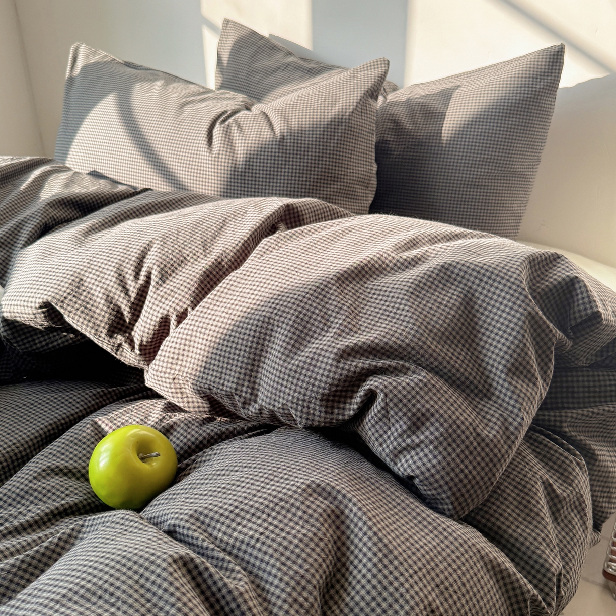 91家纺网 家纺一手货源 找家纺 六巷胡同 2026新款INS博主风A类全棉纯棉色织水洗棉格子四件套 觅影-黑格