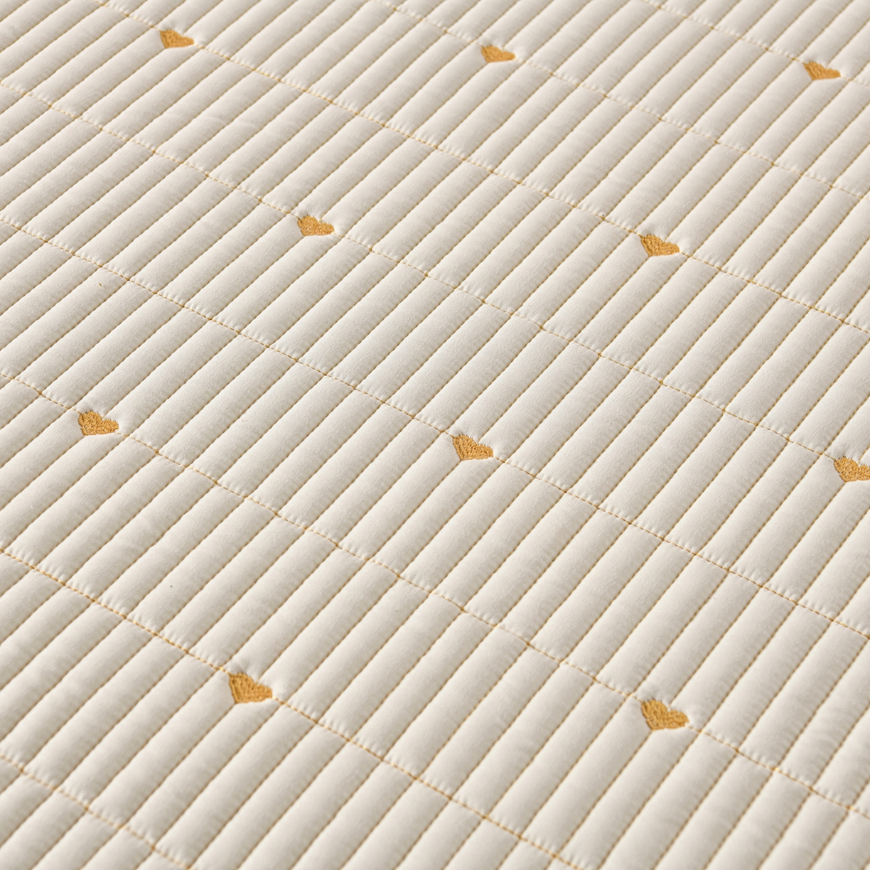 91家纺网 家纺一手货源 找家纺 优品惠 2026新款A类刺绣大豆夹棉床笠 爱心米