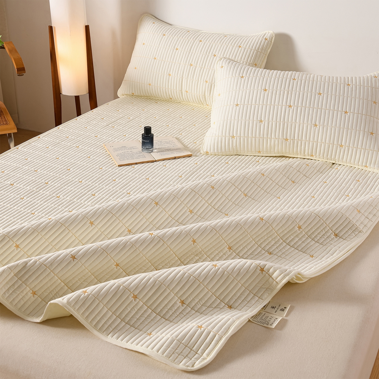 91家纺网 家纺一手货源 找家纺 优品惠 2026新款A类刺绣大豆夹棉床笠 星星米