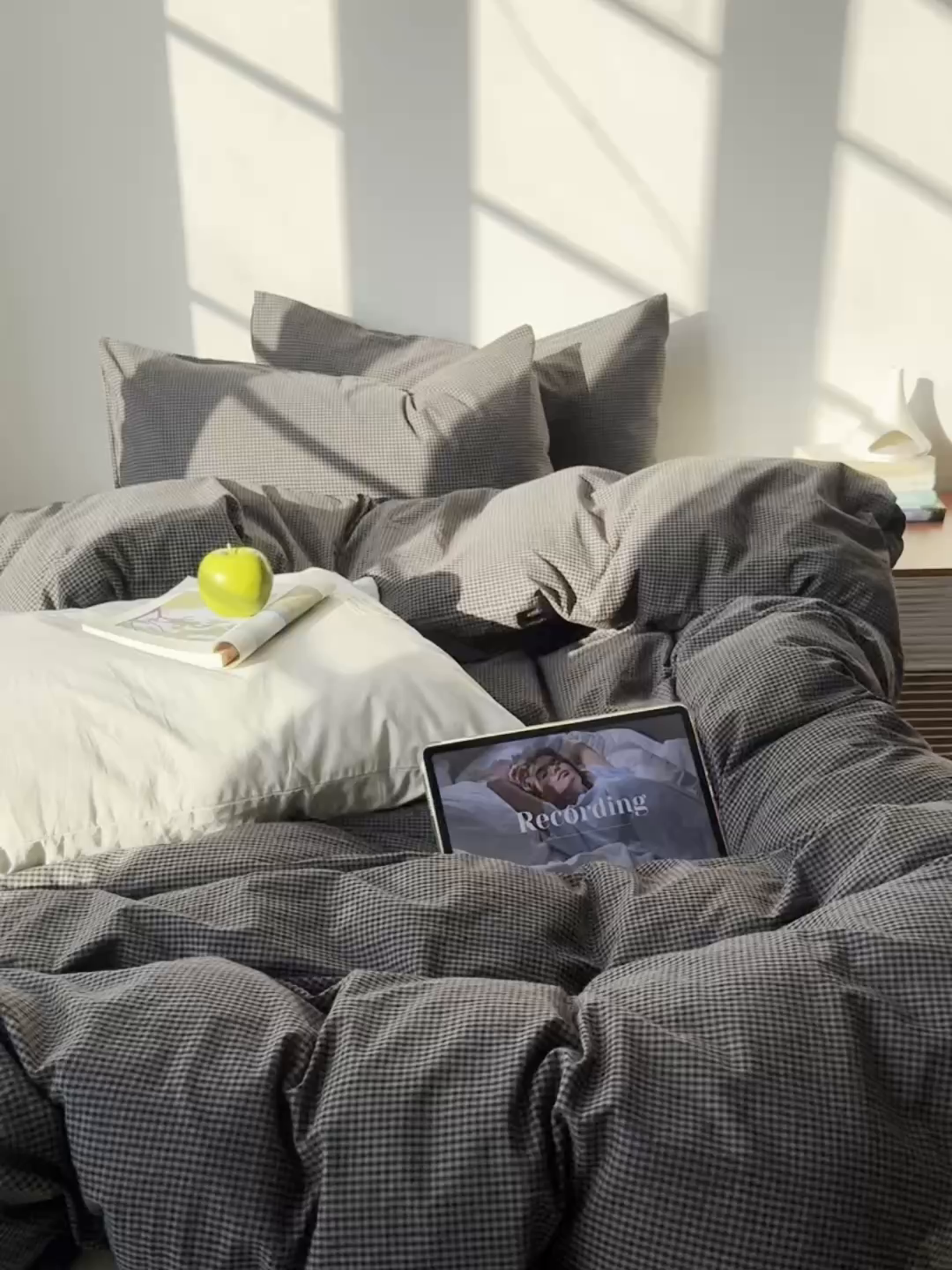 91家纺网 家纺一手货源 找家纺 六巷胡同 2026新款INS博主风A类全棉纯棉色织水洗棉格子四件套 觅影-黑格