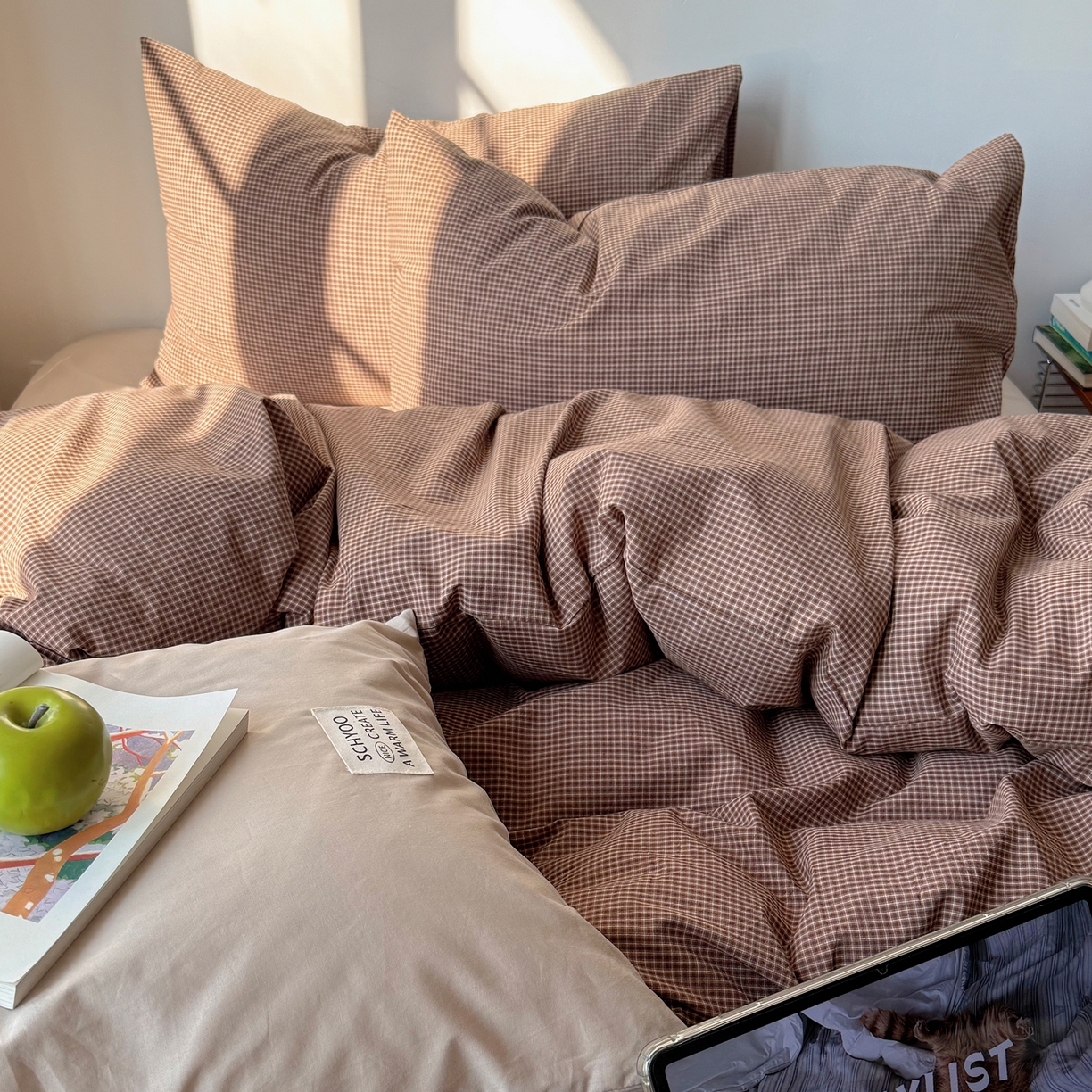 91家纺网 家纺一手货源 找家纺 六巷胡同 2026新款INS博主风A类全棉纯棉色织水洗棉格子四件套 觅影-咖格