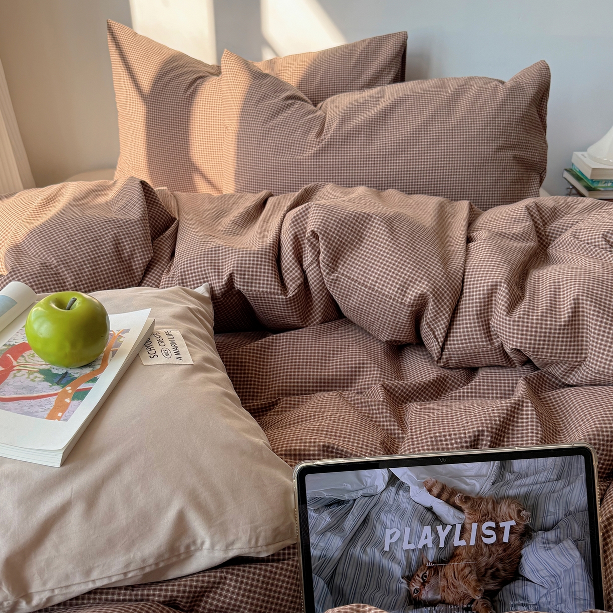 91家纺网 家纺一手货源 找家纺 六巷胡同 2026新款INS博主风A类全棉纯棉色织水洗棉格子四件套 觅影-咖格