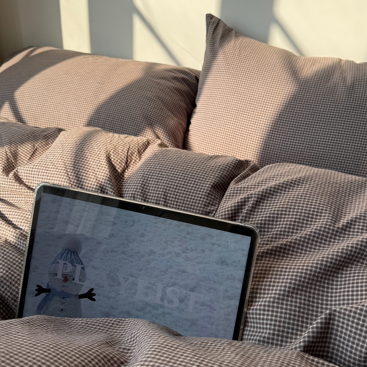 91家纺网 家纺一手货源 找家纺 六巷胡同 2026新款INS博主风A类全棉纯棉色织水洗棉格子四件套 觅影-棕格