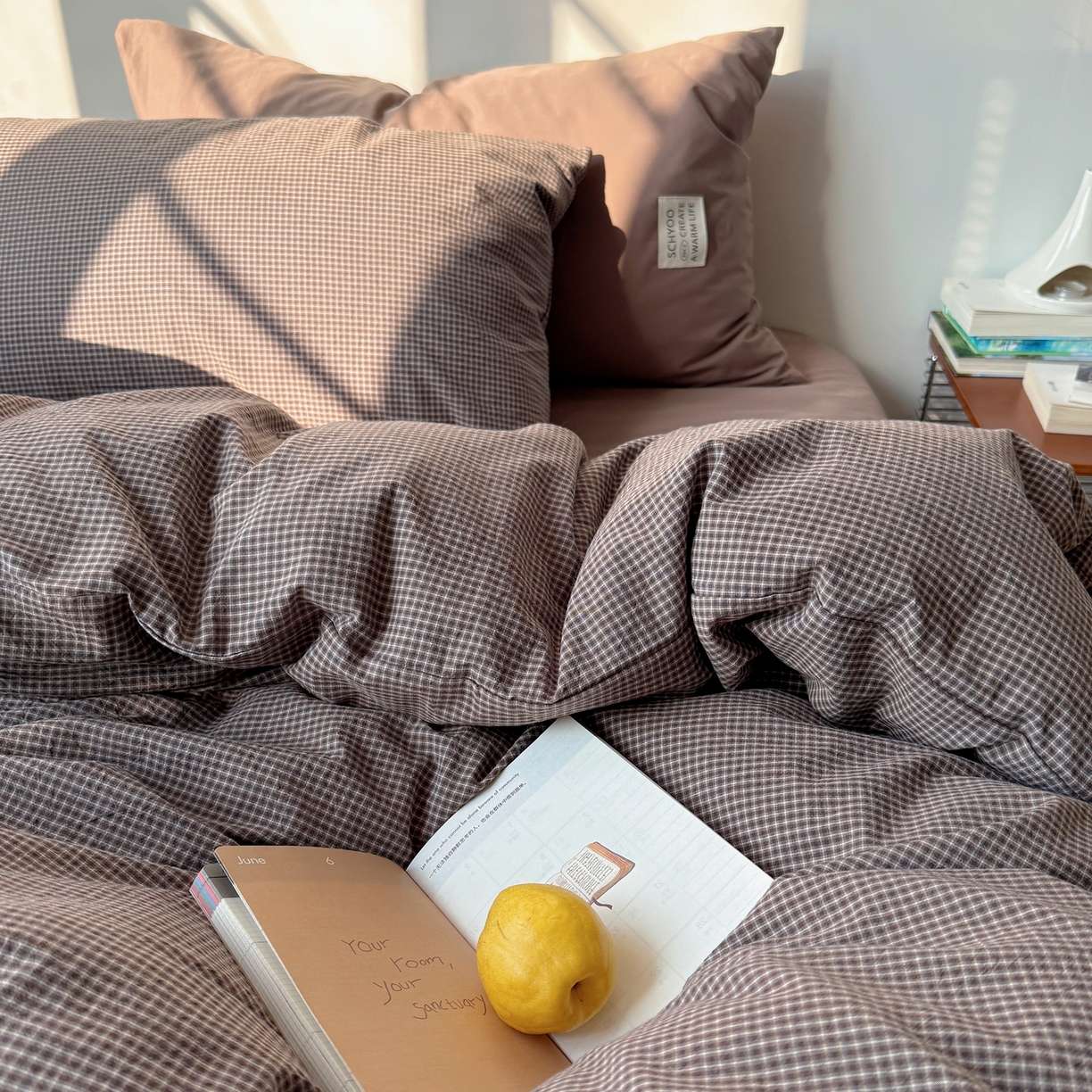 91家纺网 家纺一手货源 找家纺 六巷胡同 2026新款INS博主风A类全棉纯棉色织水洗棉格子四件套 觅影-棕格