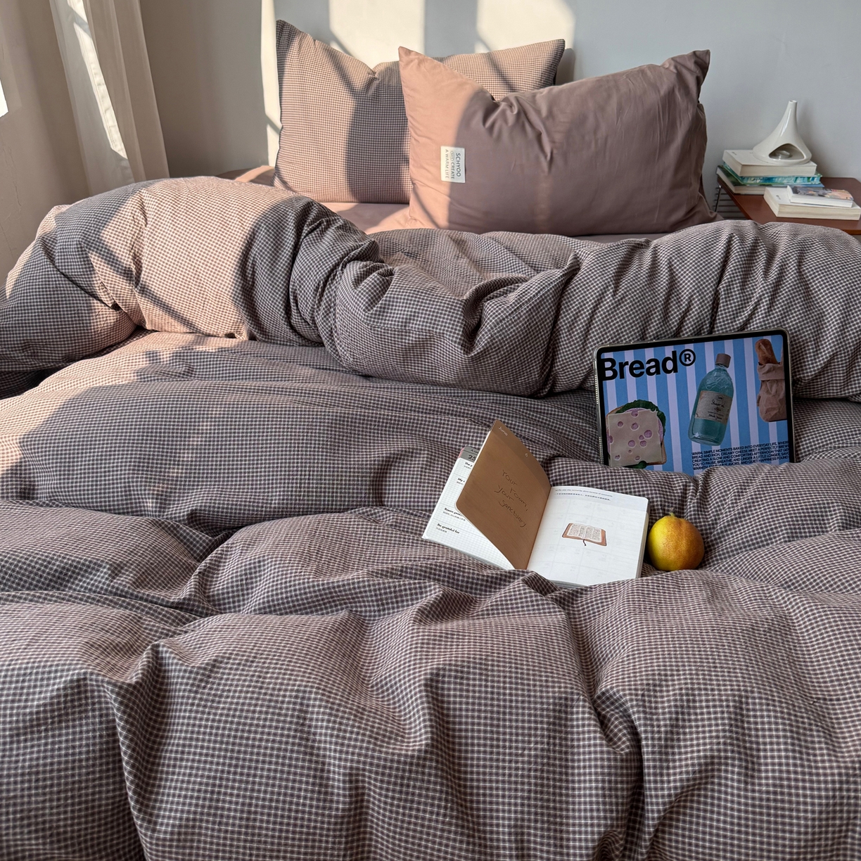 91家纺网 家纺一手货源 找家纺 六巷胡同 2026新款INS博主风A类全棉纯棉色织水洗棉格子四件套 觅影-棕格