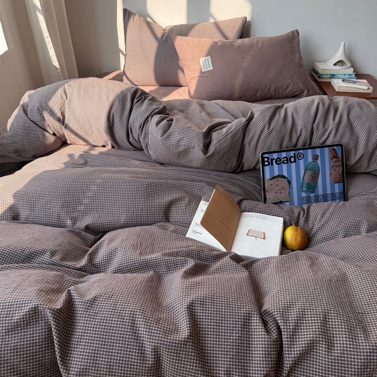 91家纺网 家纺一手货源 找家纺 六巷胡同 2026新款INS博主风A类全棉纯棉色织水洗棉格子四件套 觅影-棕格