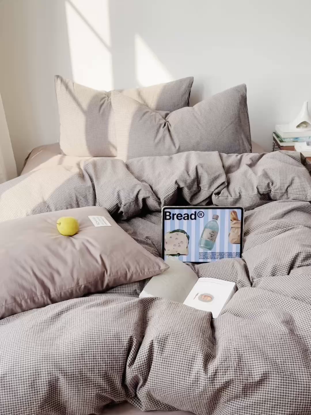 91家纺网 家纺一手货源 找家纺 六巷胡同 2026新款INS博主风A类全棉纯棉色织水洗棉格子四件套 觅影-棕格