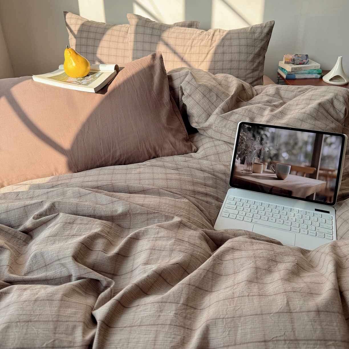 91家纺网 家纺一手货源 找家纺 六巷胡同 2026新款INS博主风A类全棉纯棉色织水洗棉格子四件套 悦野-灰格