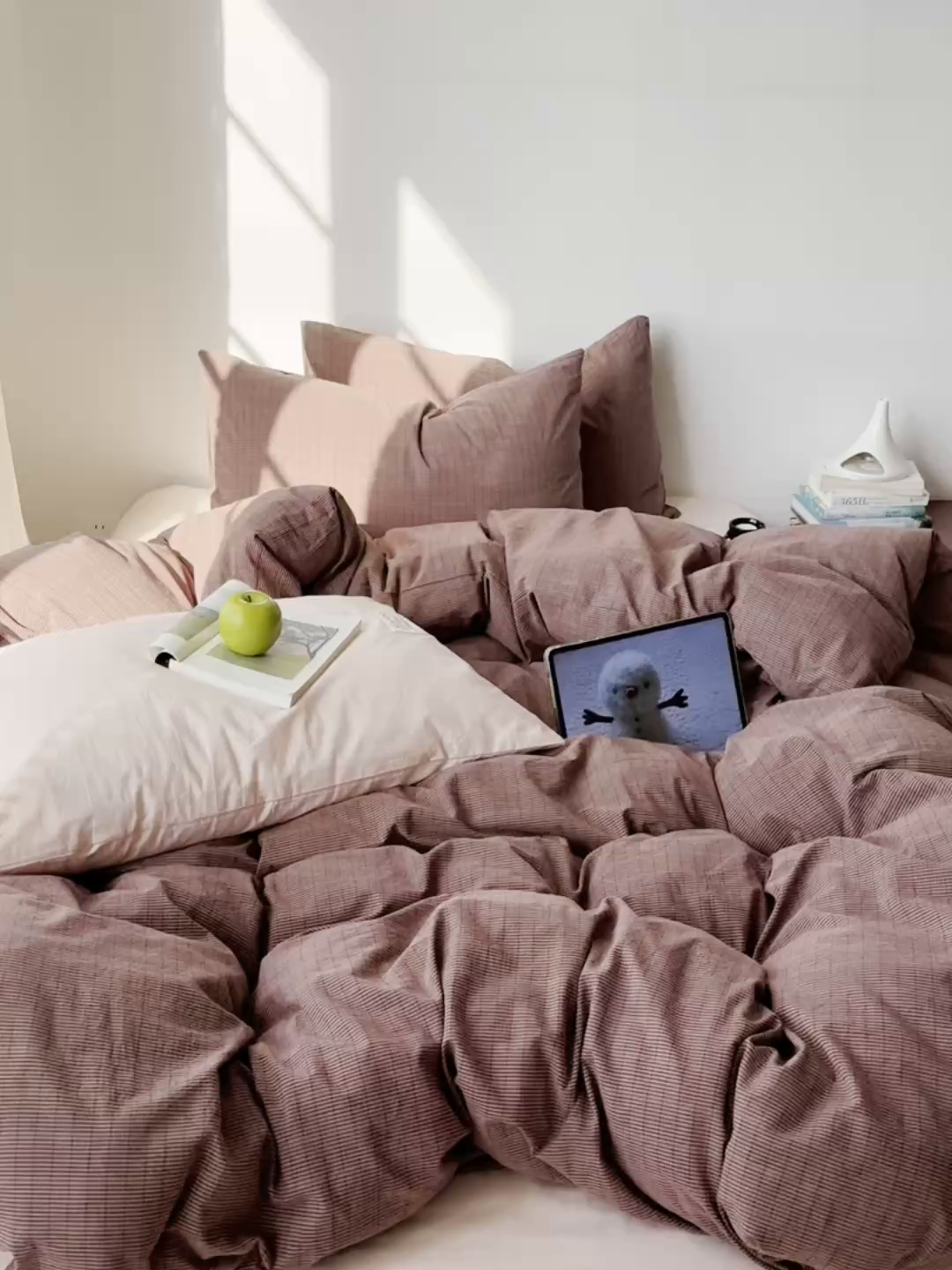 91家纺网 家纺一手货源 找家纺 六巷胡同 2026新款INS博主风A类全棉纯棉色织水洗棉格子四件套 逐风-红格