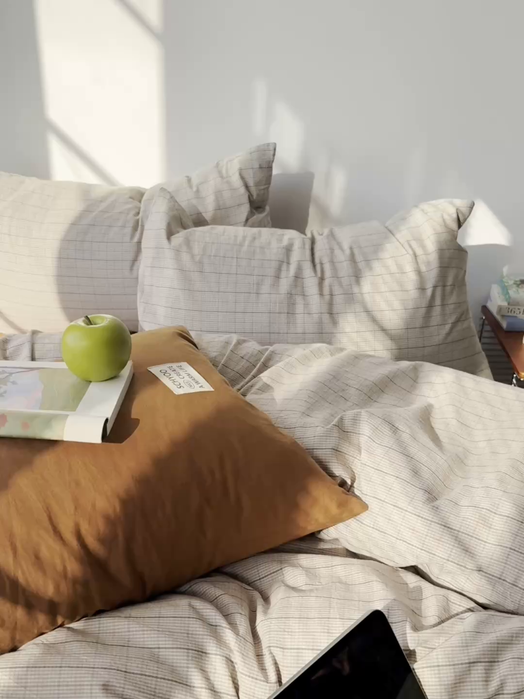 91家纺网 家纺一手货源 找家纺 六巷胡同 2026新款INS博主风A类全棉纯棉色织水洗棉格子四件套 逐风-灰格