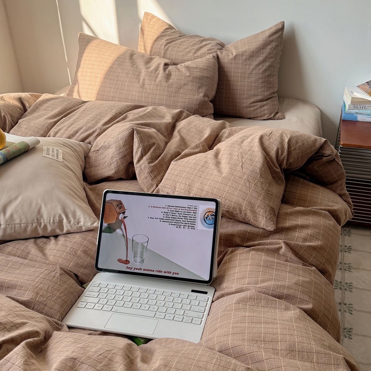 91家纺网 家纺一手货源 找家纺 六巷胡同 2026新款INS博主风A类全棉纯棉色织水洗棉格子四件套 逐风-咖格