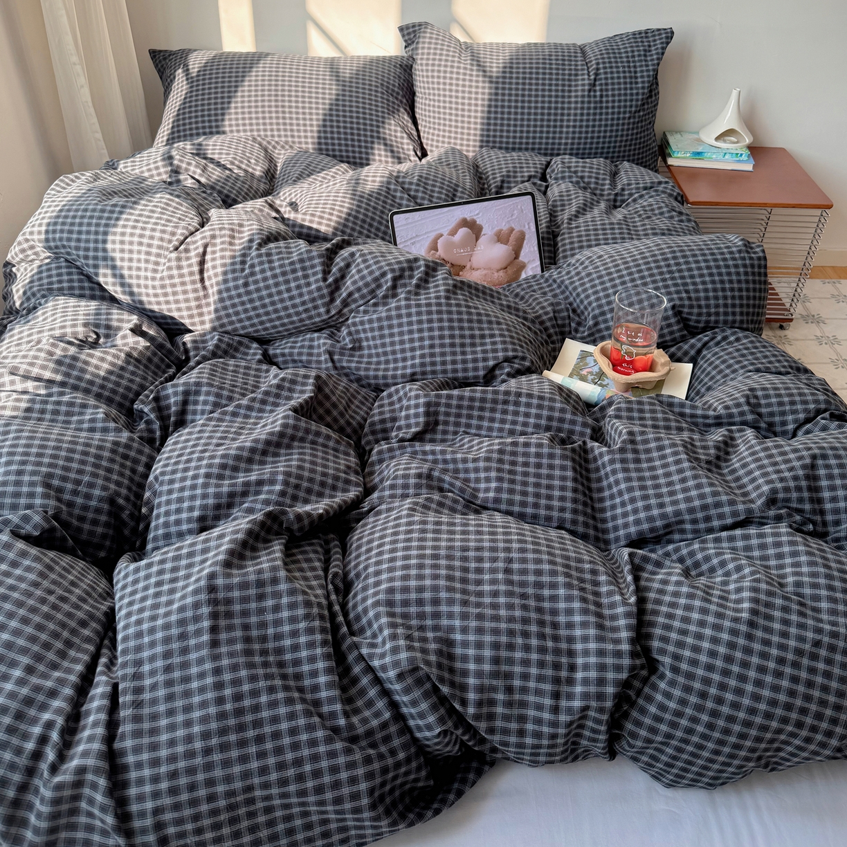 91家纺网 家纺一手货源 找家纺 六巷胡同 2026新款INS博主风A类全棉纯棉色织水洗棉格子四件套 追光-蓝格