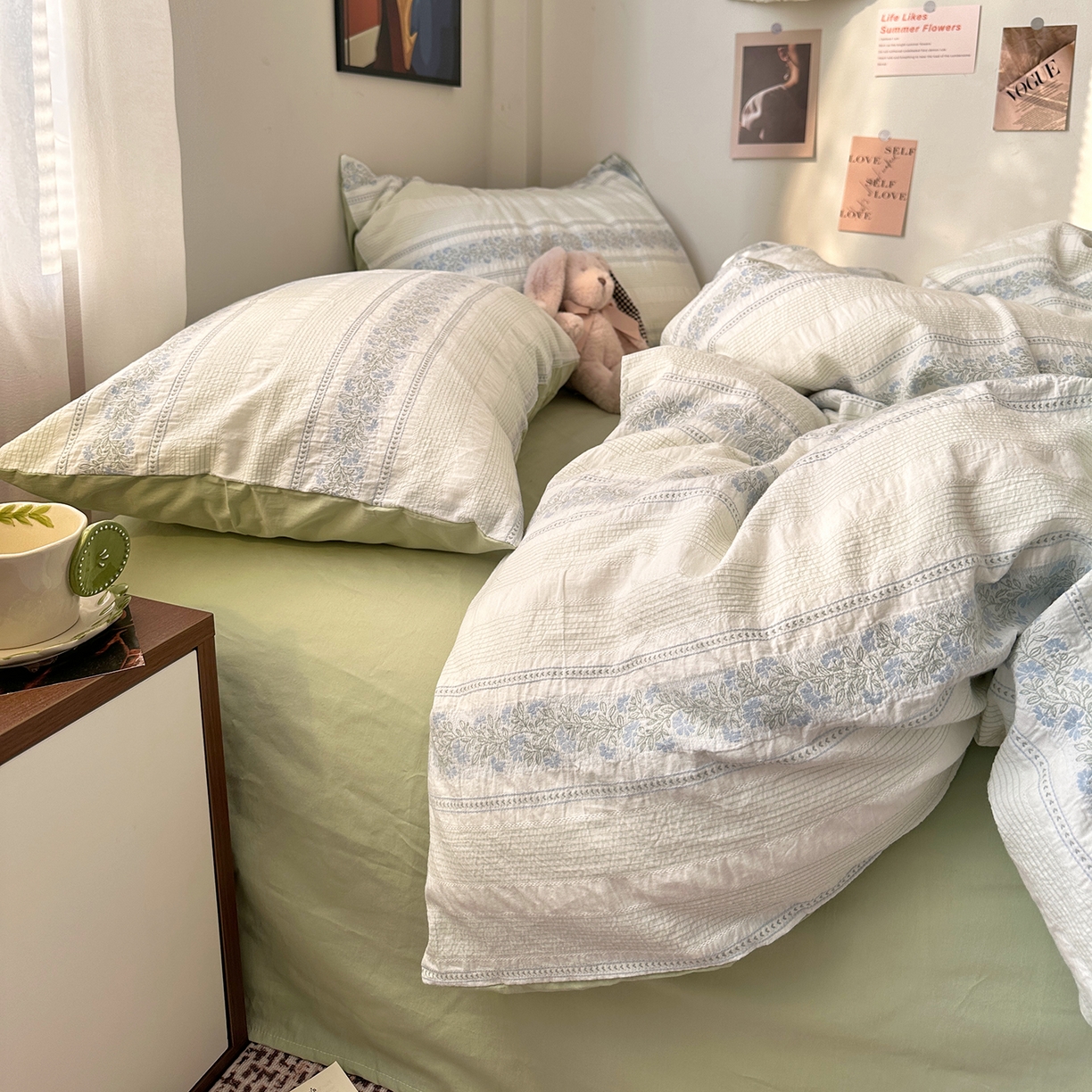 91家纺网 家纺一手货源 找家纺 艾咪-Amy ntmy 2026新款全棉纯棉色织提花四件套-花蔓 蓝楹绿藤