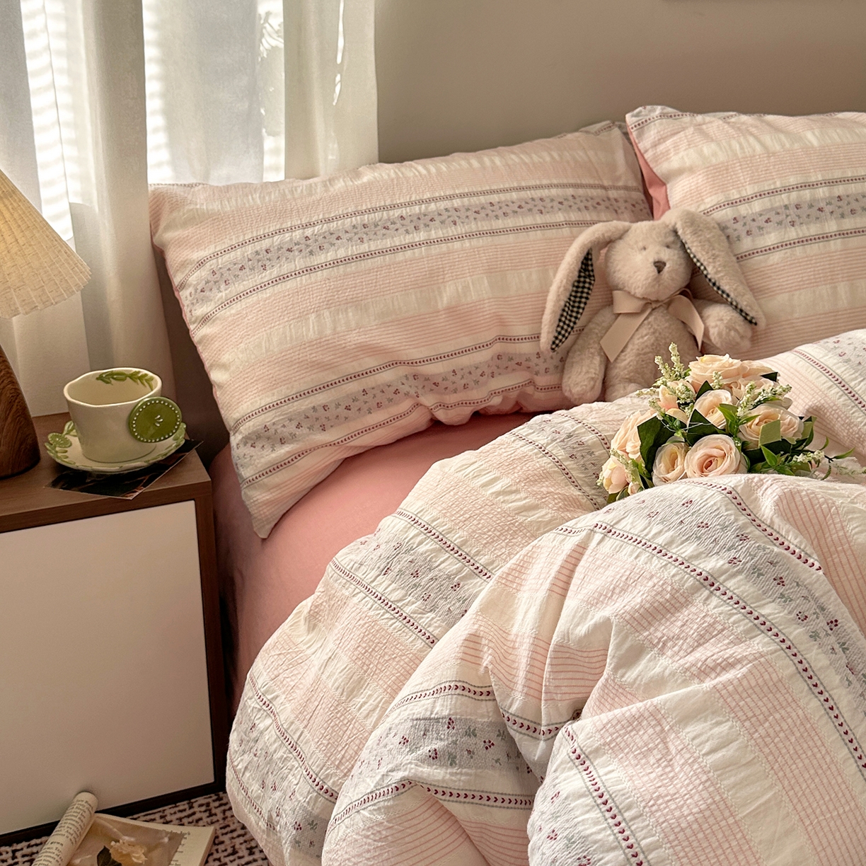 91家纺网 家纺一手货源 找家纺 艾咪-Amy ntmy 2026新款全棉纯棉色织提花四件套-花蔓 花蔓红莓