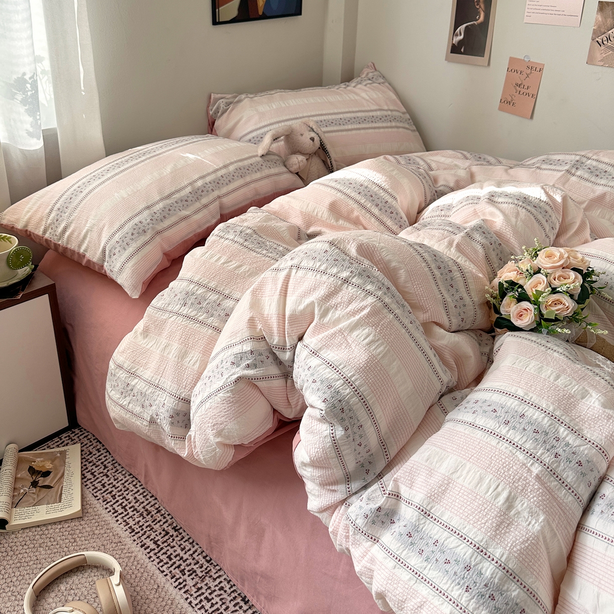 91家纺网 家纺一手货源 找家纺 艾咪-Amy ntmy 2026新款全棉纯棉色织提花四件套-花蔓 花蔓红莓