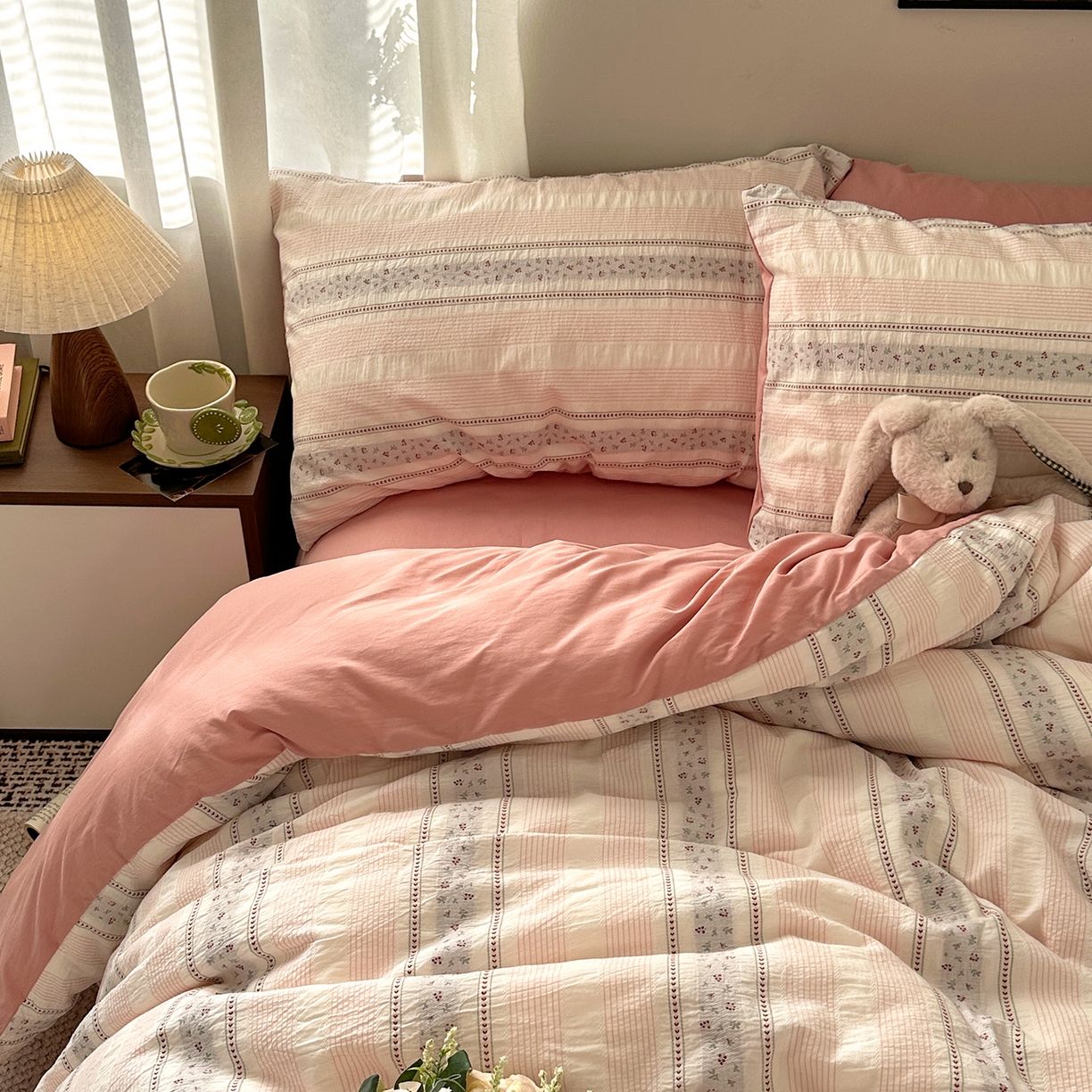 91家纺网 家纺一手货源 找家纺 艾咪-Amy ntmy 2026新款全棉纯棉色织提花四件套-花蔓 花蔓红莓