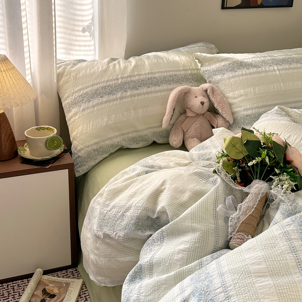 91家纺网 家纺一手货源 找家纺 艾咪-Amy ntmy 2026新款全棉纯棉色织提花四件套-花蔓 蓝楹绿藤