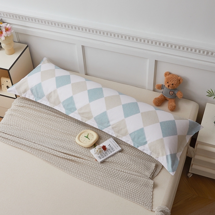 91家纺网 家纺一手货源 找家纺 翎盈家纺 2026新款小清新卡通全棉纯棉双人枕套长枕头套 瑞吉斯-兰