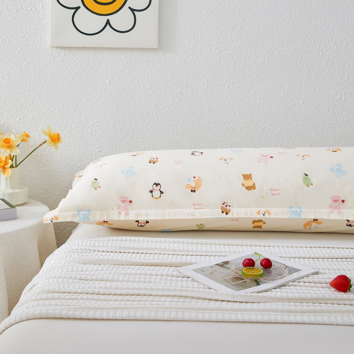 91家纺网 家纺一手货源 找家纺 翎盈家纺 2026新款小清新卡通全棉纯棉双人枕套长枕头套 甜蜜乐园