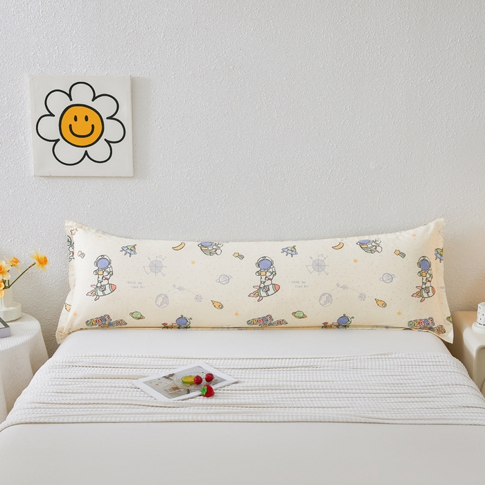 91家纺网 家纺一手货源 找家纺 翎盈家纺 2026新款小清新卡通全棉纯棉双人枕套长枕头套 星际仔仔
