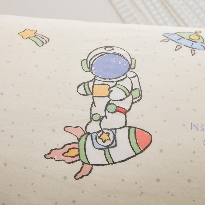 91家纺网 家纺一手货源 找家纺 翎盈家纺 2026新款小清新卡通全棉纯棉双人枕套长枕头套 星际仔仔