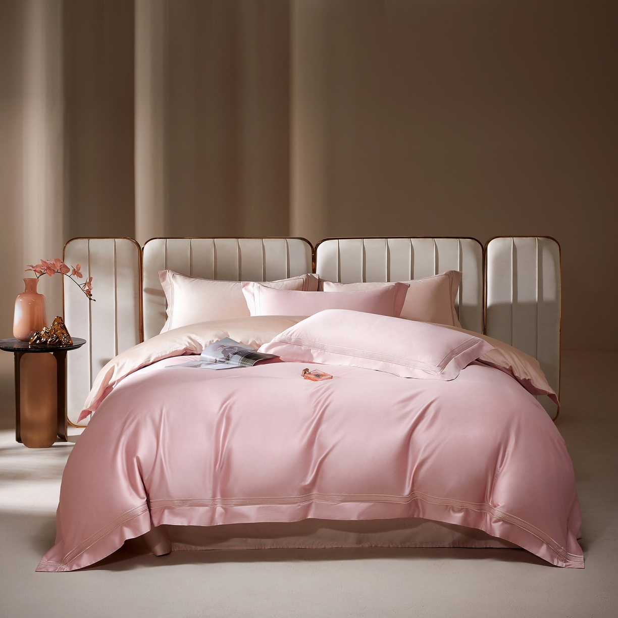 91家纺网 家纺一手货源 找家纺 佳汐蓝家纺 2026新款新疆长绒棉全棉纯棉轻奢五线刺绣四件套 釉粉