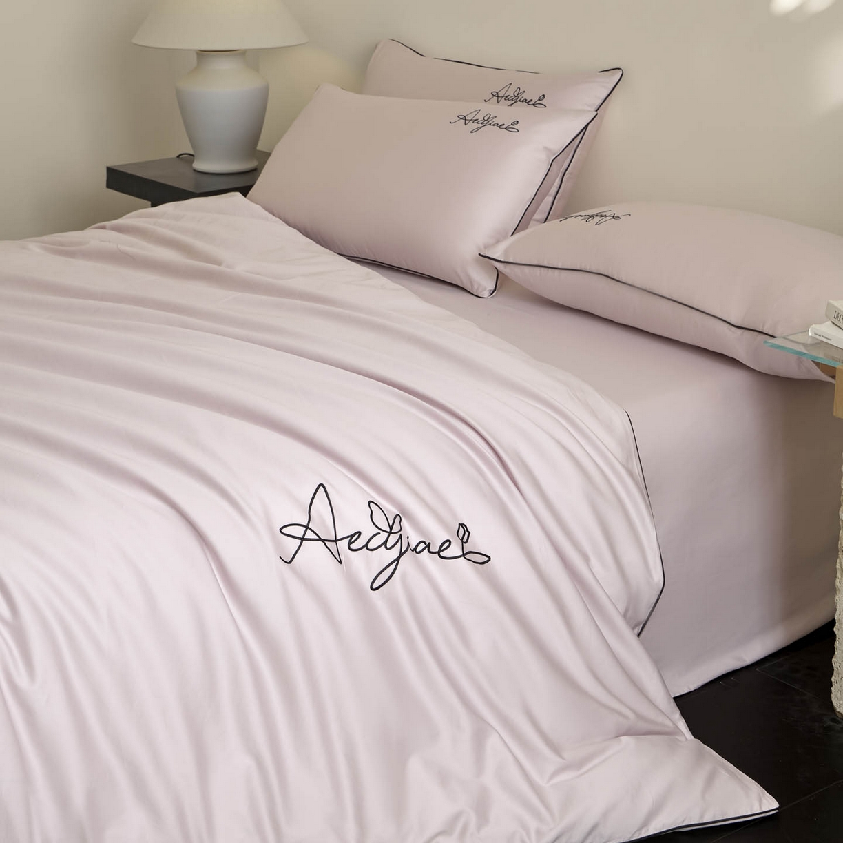 91家纺网 家纺一手货源 找家纺 （总）涵宸家纺 2026新款全棉工艺款简奢刺绣四件套-千叶