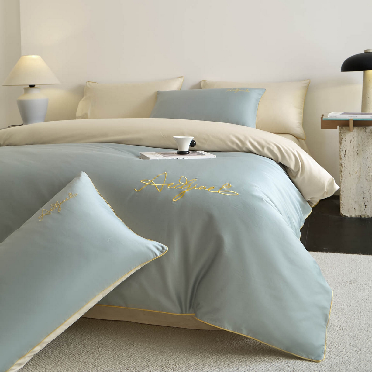 91家纺网 家纺一手货源 找家纺 涵宸家纺 2026新款全棉工艺款简奢刺绣四件套-千叶 千叶-绿