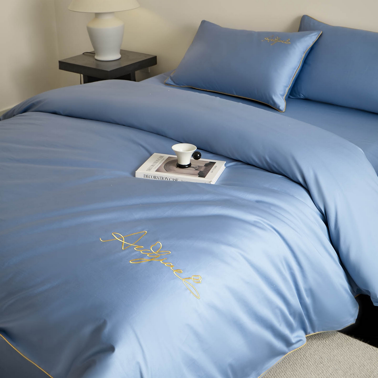 91家纺网 家纺一手货源 找家纺 涵宸家纺 2026新款全棉工艺款简奢刺绣四件套-千叶 千叶-兰