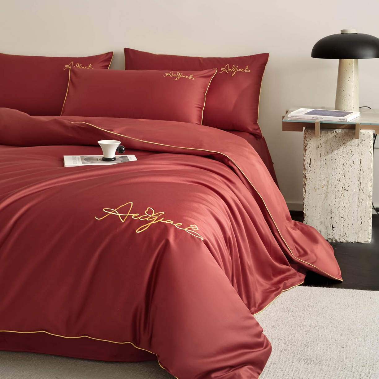 91家纺网 家纺一手货源 找家纺 涵宸家纺 2026新款全棉工艺款简奢刺绣四件套-千叶 千叶-红