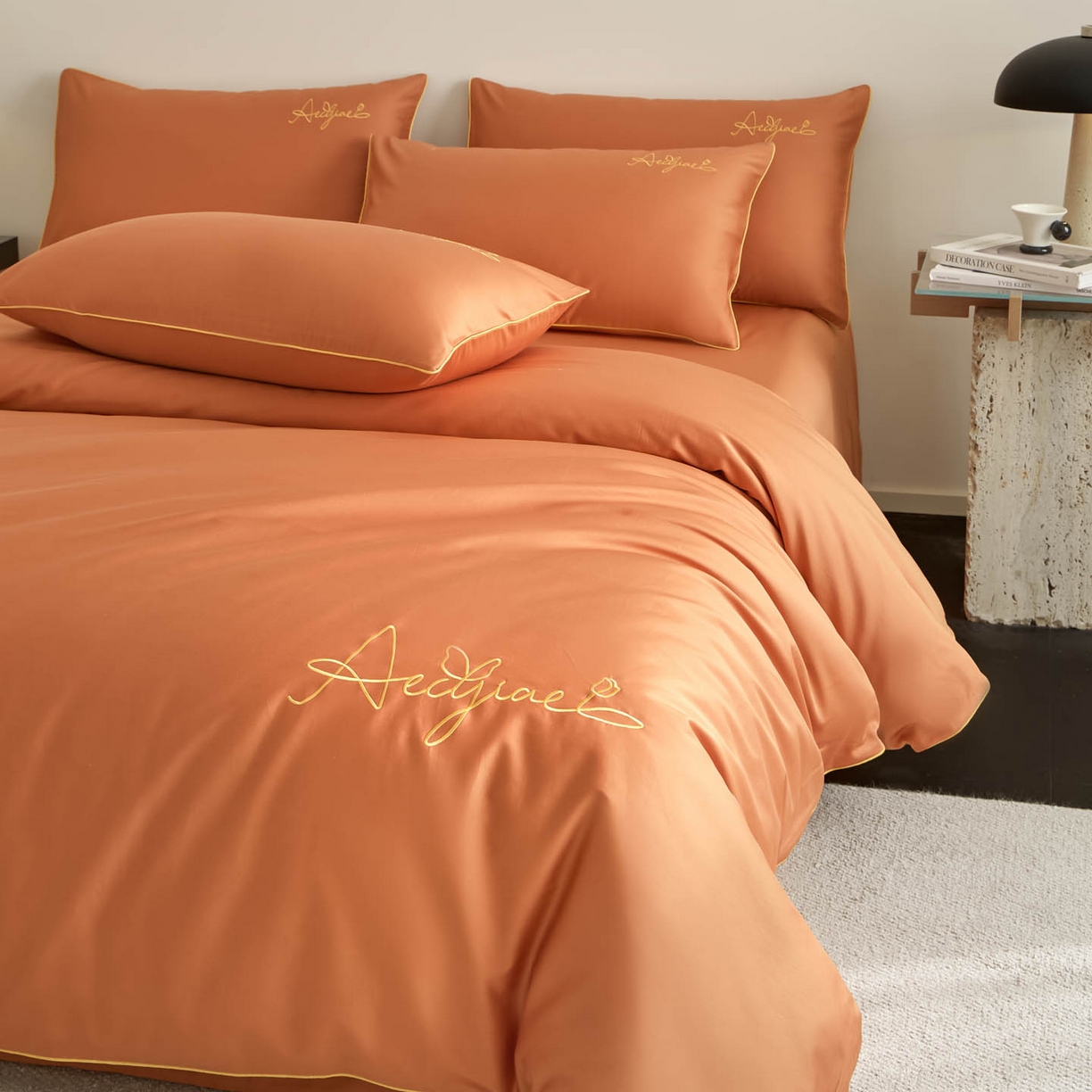 91家纺网 家纺一手货源 找家纺 涵宸家纺 2026新款全棉工艺款简奢刺绣四件套-千叶 千叶-橙