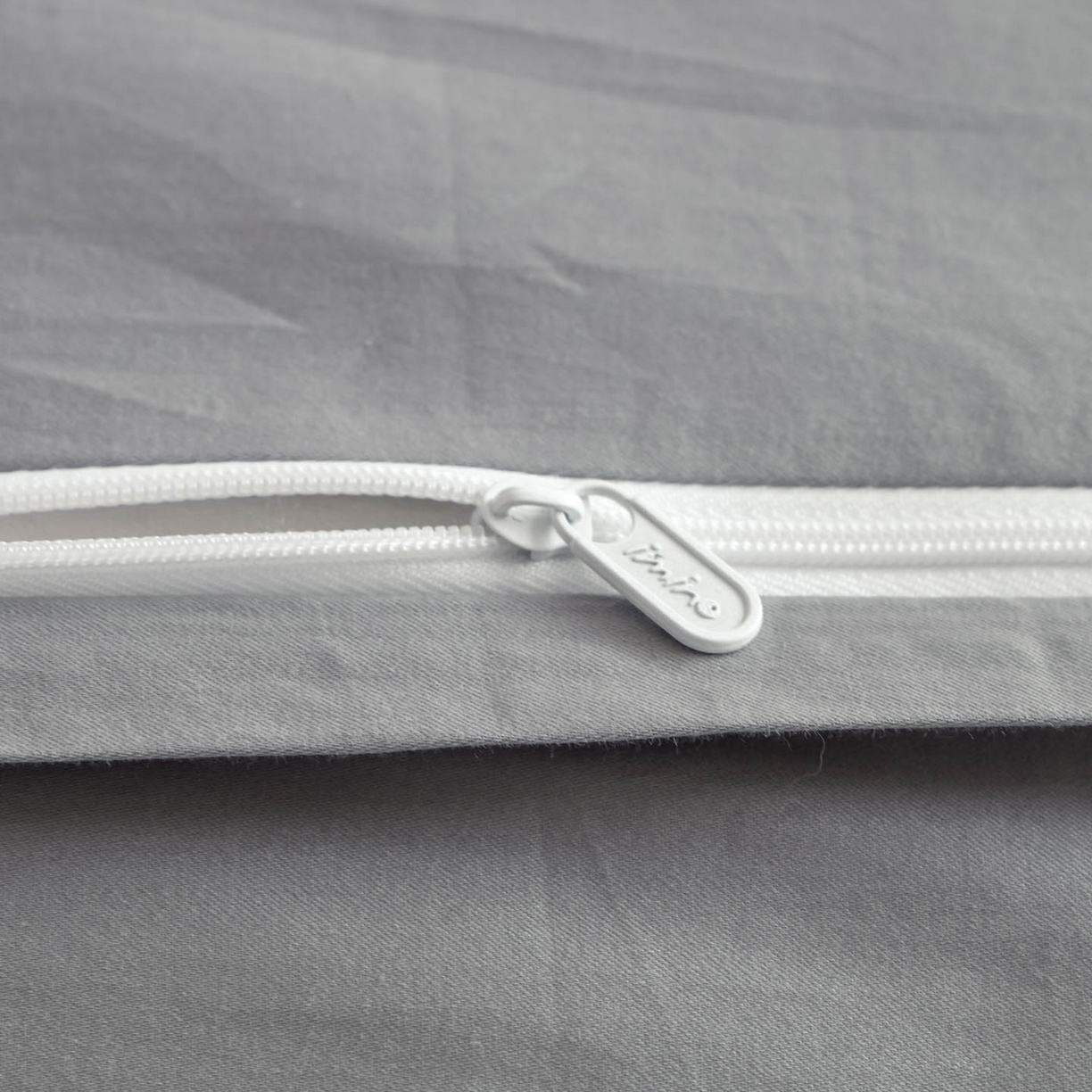 91家纺网 家纺一手货源 找家纺 涵宸家纺 2026新款全棉工艺款简奢刺绣四件套-千叶 千叶-粉