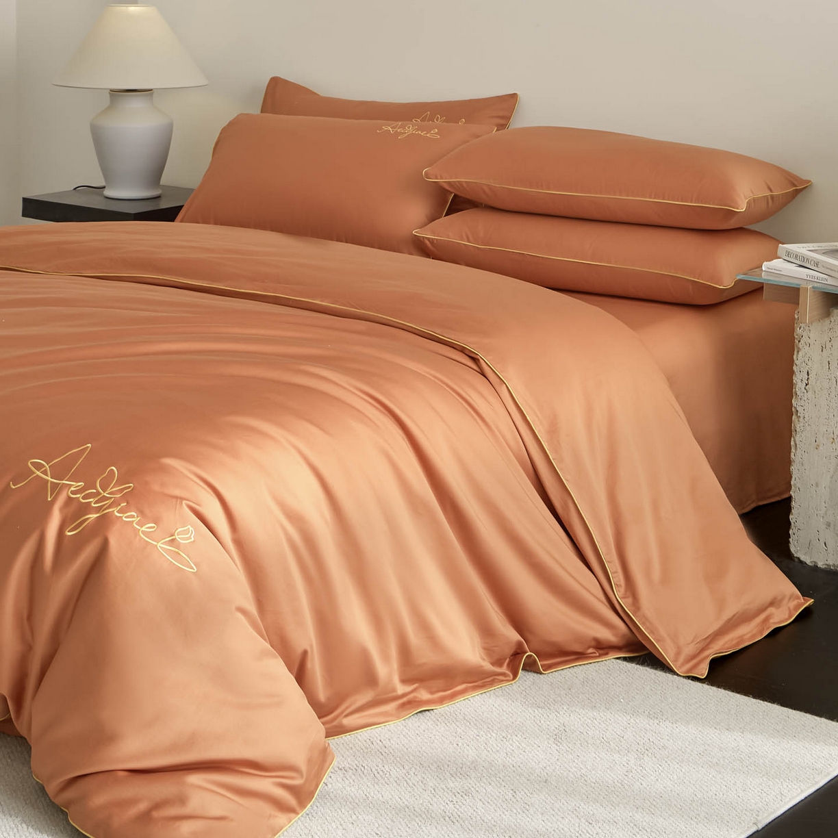 91家纺网 家纺一手货源 找家纺 涵宸家纺 2026新款全棉工艺款简奢刺绣四件套-千叶 千叶-橙