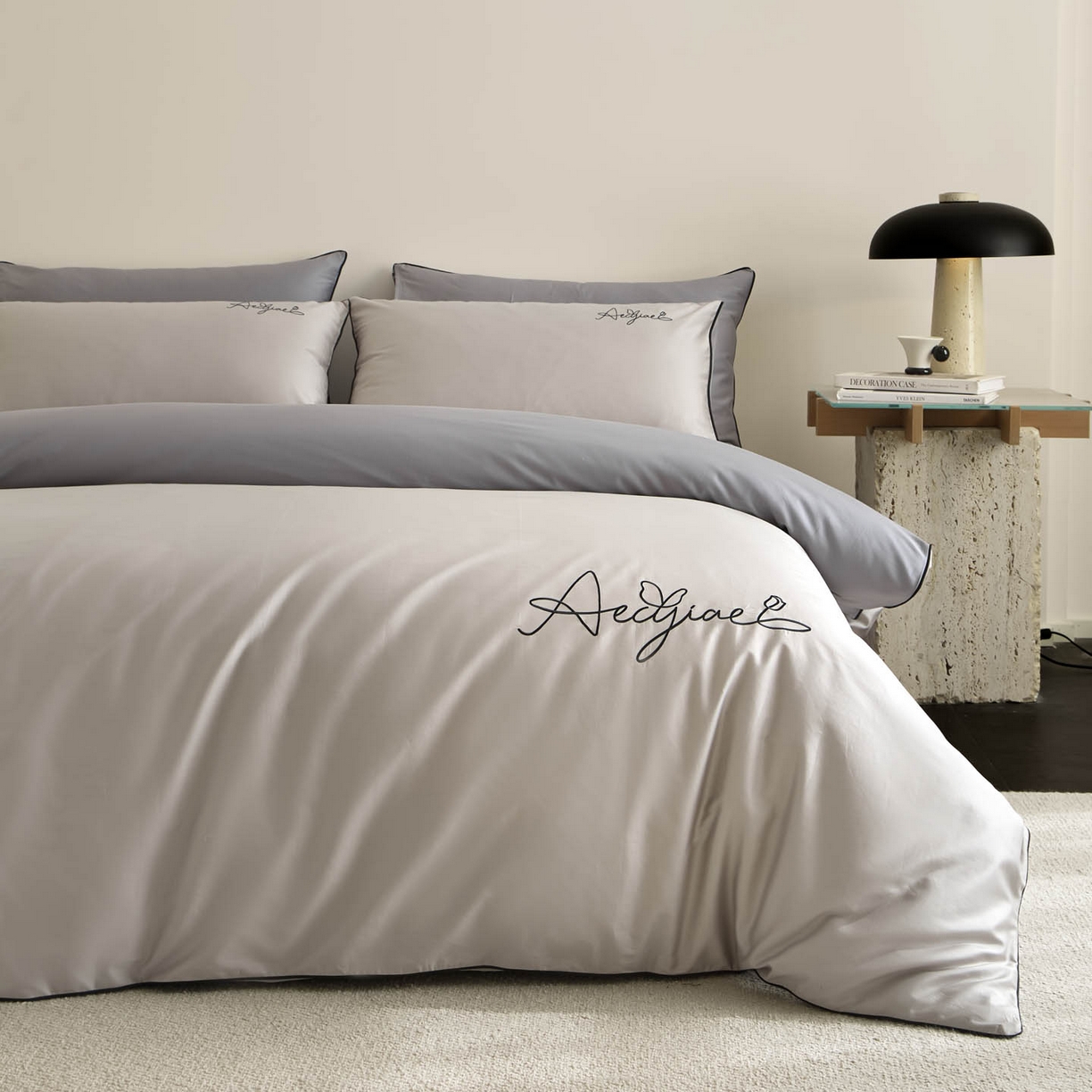 91家纺网 家纺一手货源 找家纺 涵宸家纺 2026新款全棉工艺款简奢刺绣四件套-千叶 千叶-银灰