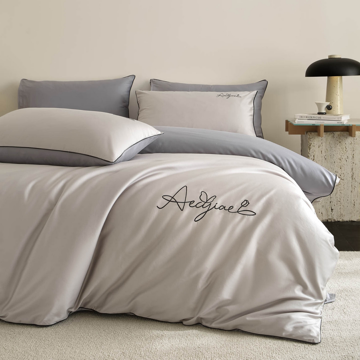 91家纺网 家纺一手货源 找家纺 涵宸家纺 2026新款全棉工艺款简奢刺绣四件套-千叶 千叶-银灰