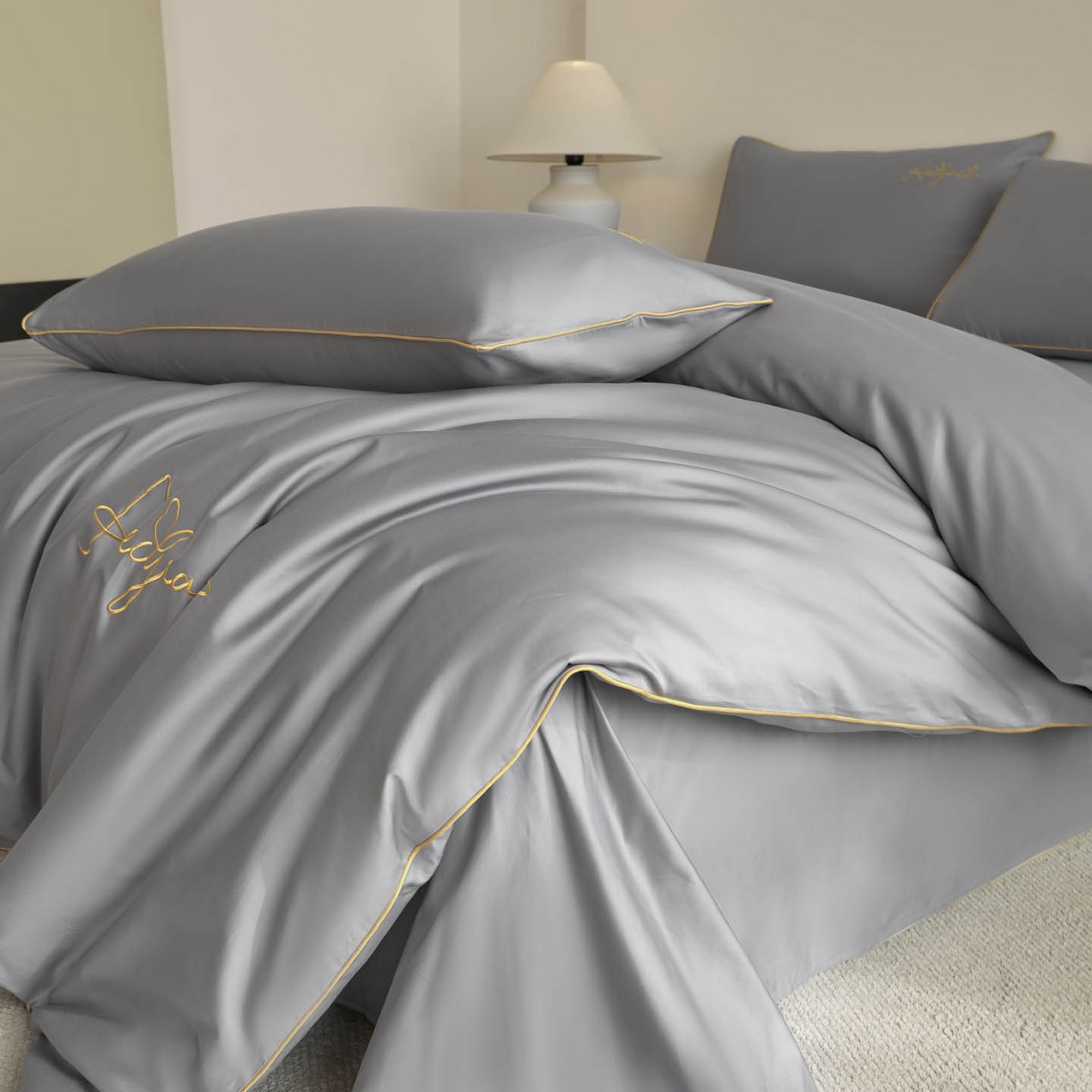 91家纺网 家纺一手货源 找家纺 涵宸家纺 2026新款全棉工艺款简奢刺绣四件套-千叶 千叶-山灰