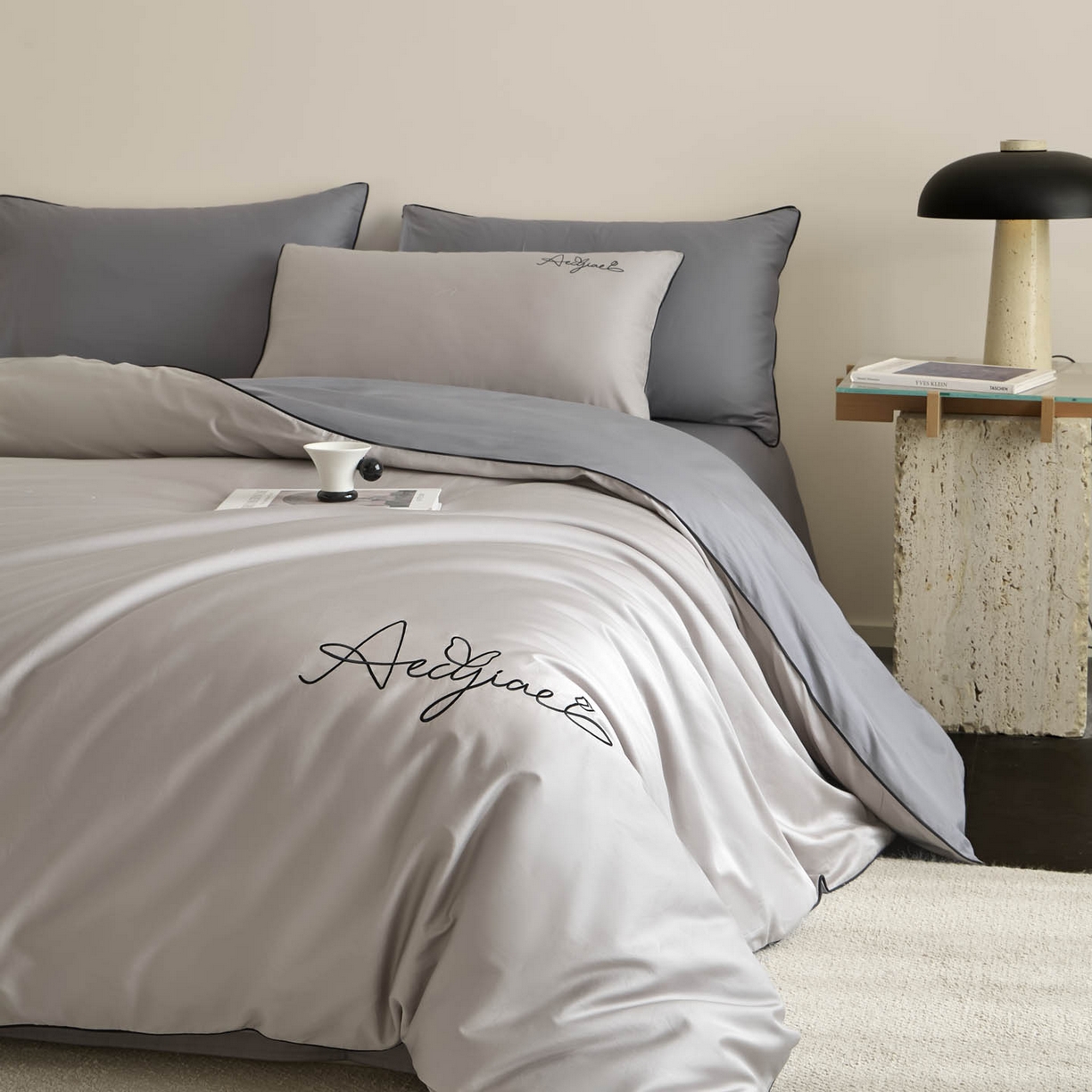 91家纺网 家纺一手货源 找家纺 涵宸家纺 2026新款全棉工艺款简奢刺绣四件套-千叶 千叶-银灰