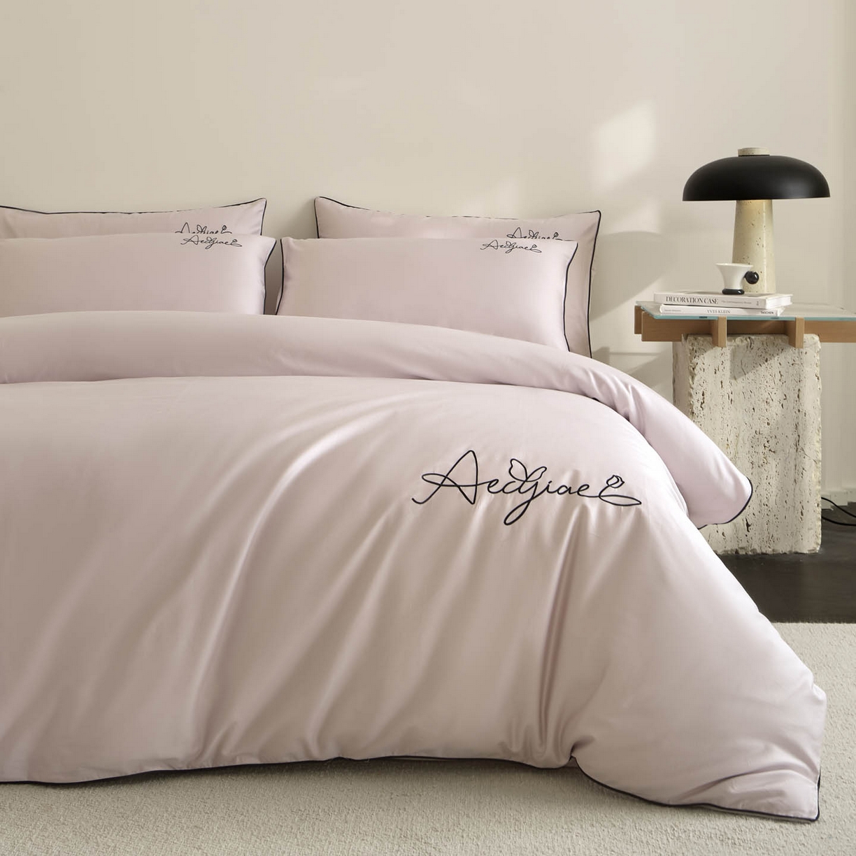 91家纺网 家纺一手货源 找家纺 涵宸家纺 2026新款全棉工艺款简奢刺绣四件套-千叶 千叶-紫