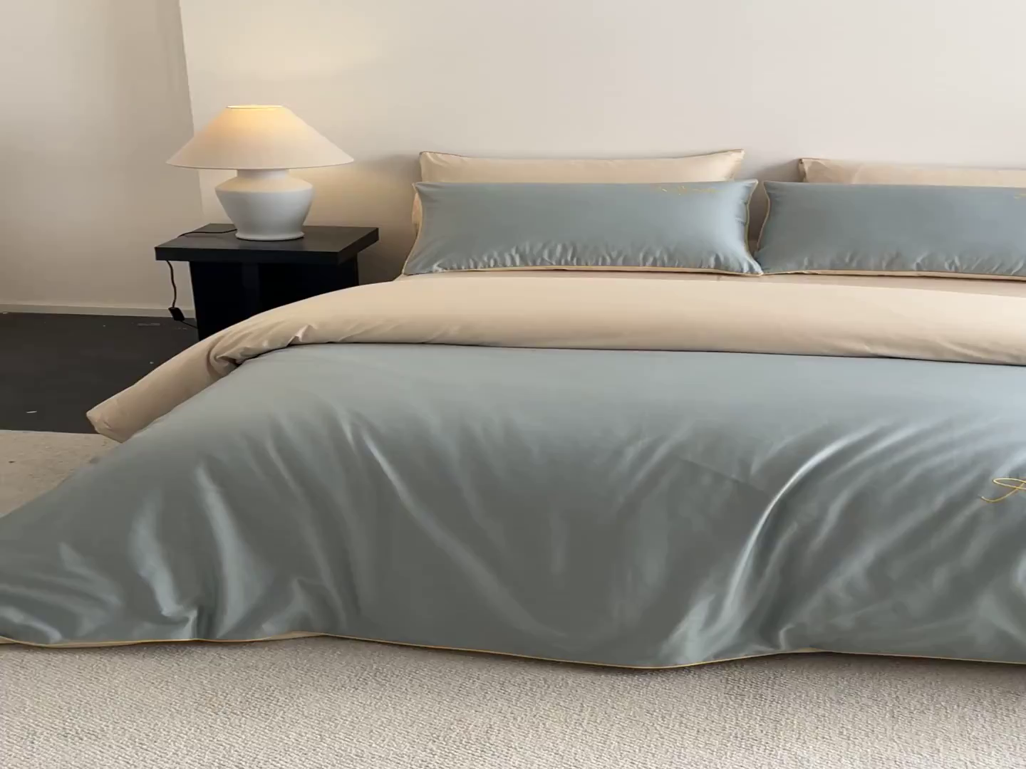 91家纺网 家纺一手货源 找家纺 涵宸家纺 2026新款全棉工艺款简奢刺绣四件套-千叶 千叶-绿