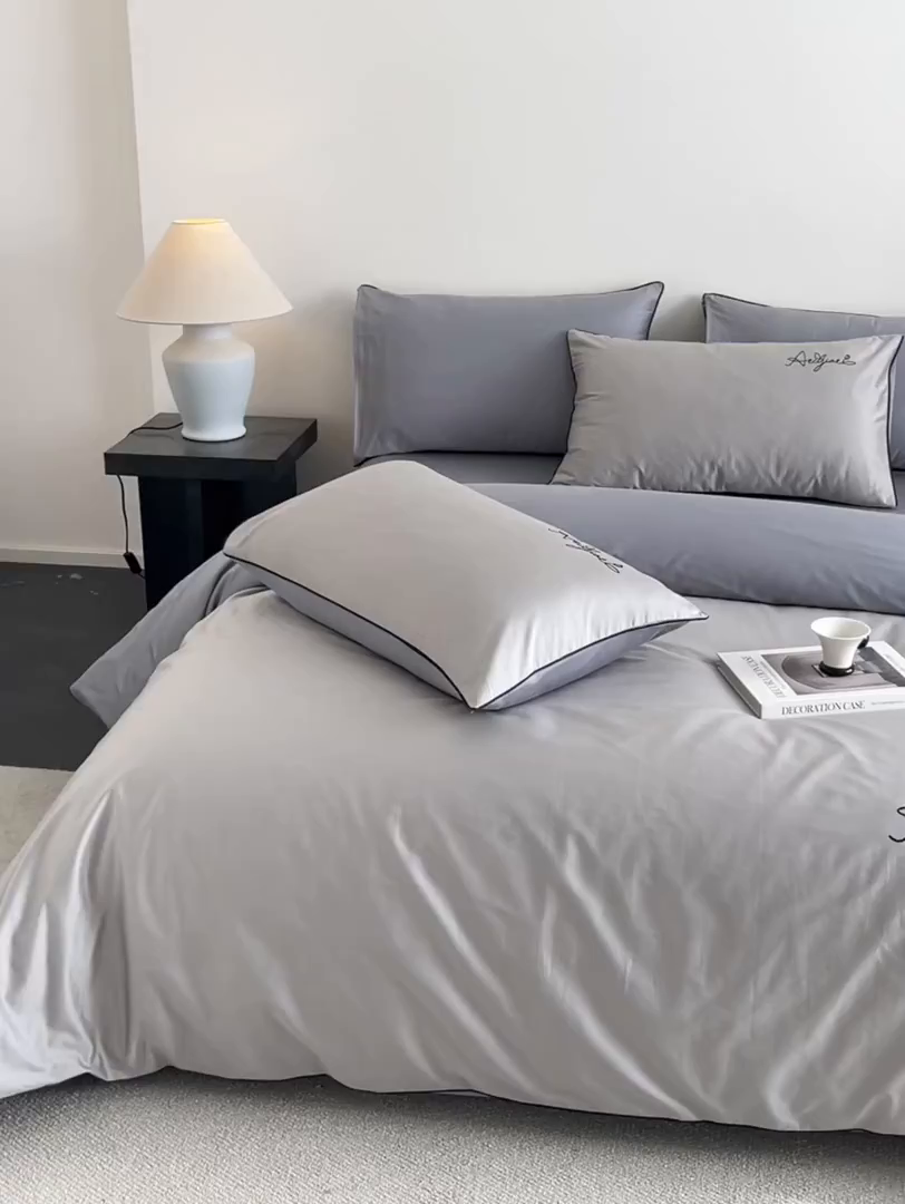 91家纺网 家纺一手货源 找家纺 涵宸家纺 2026新款全棉工艺款简奢刺绣四件套-千叶 千叶-银灰