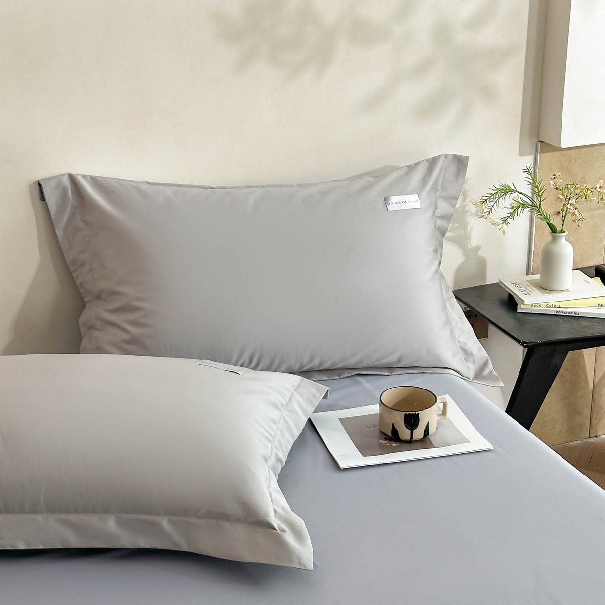 91家纺网 家纺一手货源 找家纺 涵宸家纺 2026新款全棉工艺款简奢织标四件套-彼得 彼得-银灰